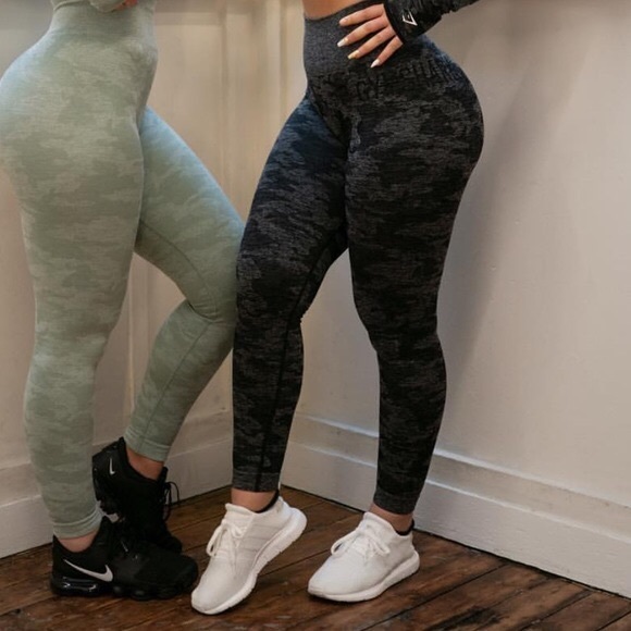 Gymshark Camo Leggings Black 